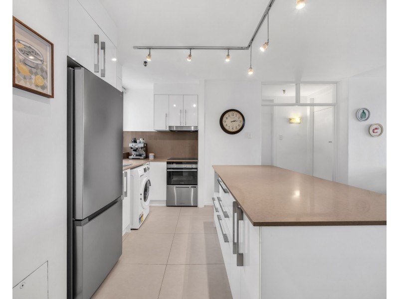 33/8-14 Fullerton Street, Woollahra NSW 2025