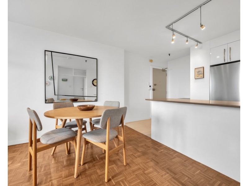 33/8-14 Fullerton Street, Woollahra NSW 2025