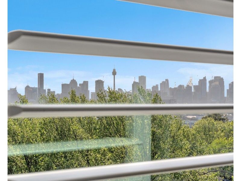 33/8-14 Fullerton Street, Woollahra NSW 2025