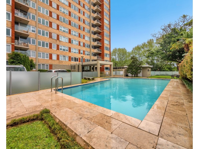 33/8-14 Fullerton Street, Woollahra NSW 2025