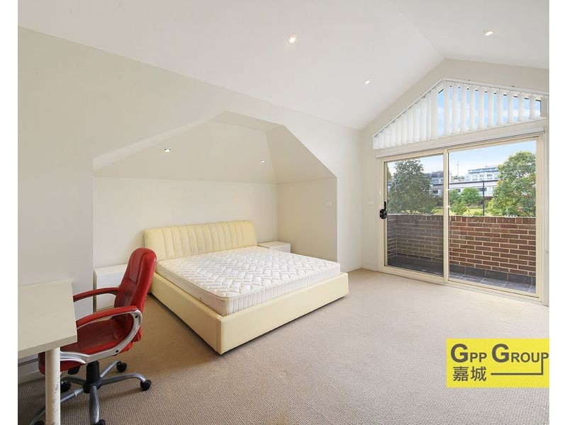 22 Cavan Drive, Eastwood NSW 2122