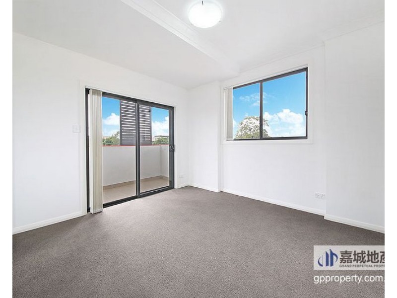 205/38-40 Macarthur Street, Parramatta NSW 2150