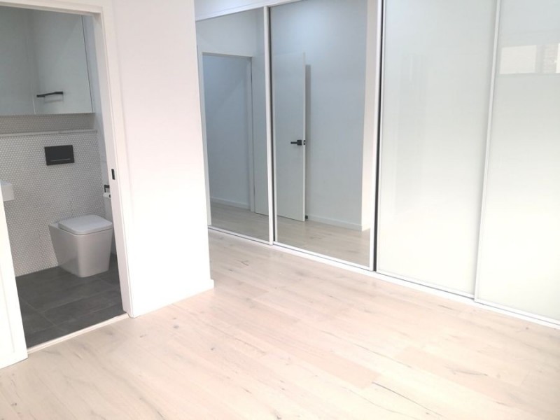 2E Narani Crescent, Earlwood NSW 2206