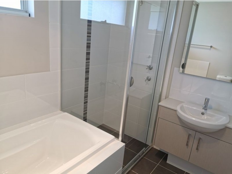 9 Doncaster St, Box Hill NSW 2765