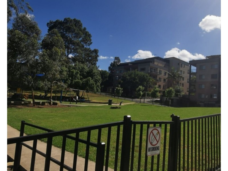 33/12 Post Office Street, Carlingford NSW 2118