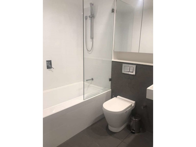 210 41 HILL RD, Wentworth Point NSW 2127