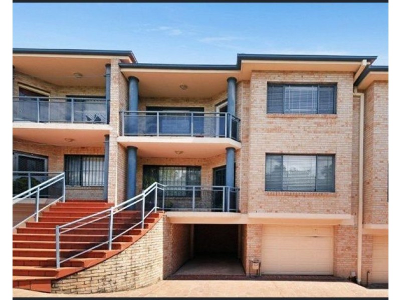 4/88-90 Connemarra Street, Bexley NSW 2207