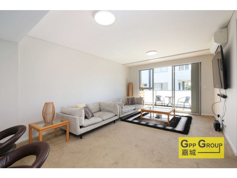 2**/3 ADONIS AVE, Rouse Hill NSW 2155