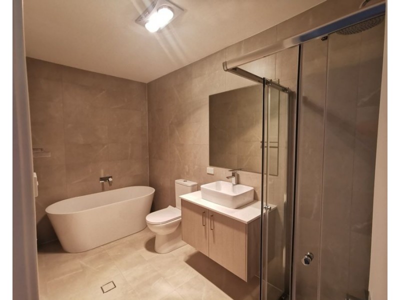 7 Stockhorse Ave, Box Hill NSW 2765