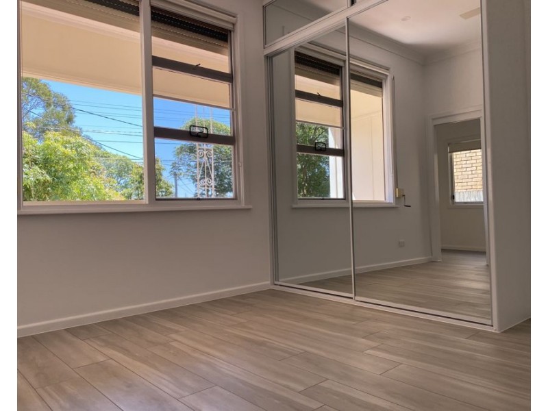 98 Chetwynd Rd, Merrylands NSW 2160