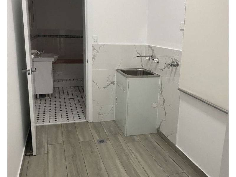 98 Chetwynd Rd, Merrylands NSW 2160