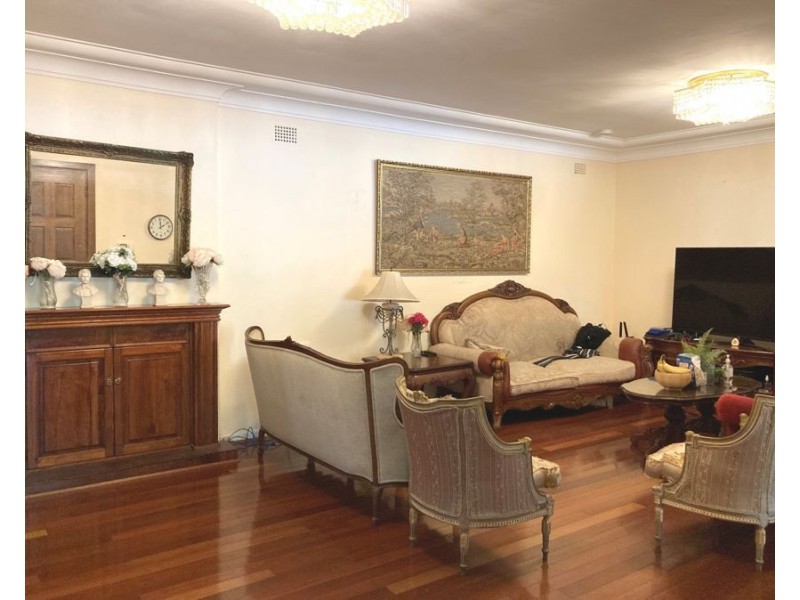 5 Yarrara Rd, Pymble NSW 2073