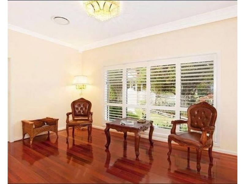 5 Yarrara Rd, Pymble NSW 2073