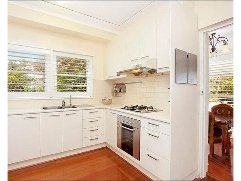 5 Yarrara Rd, Pymble NSW 2073