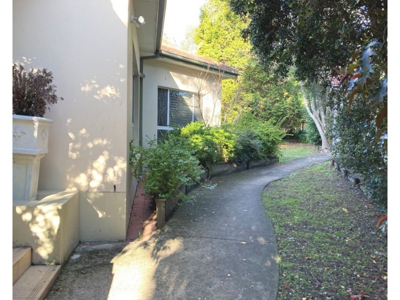 5 Yarrara Rd, Pymble NSW 2073