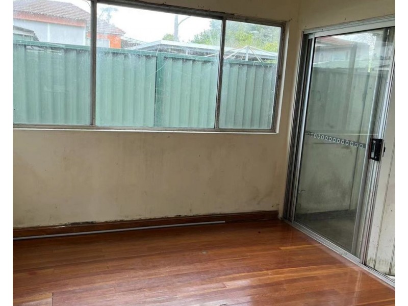 21 Moreton St, Lakemba NSW 2195