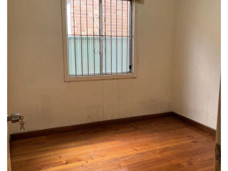 21 Moreton St, Lakemba NSW 2195