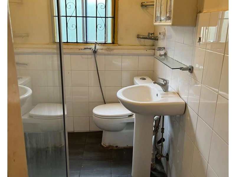 21 Moreton St, Lakemba NSW 2195