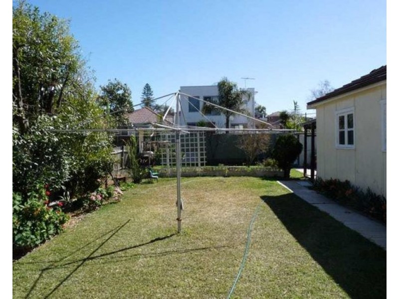 14 Bristol Rd,, Hurstville NSW 2220