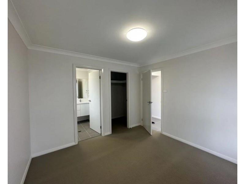 85 Oliver Hill Drive, Cobbitty NSW 2570