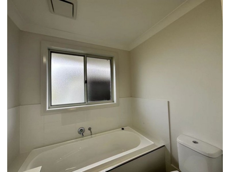 85 Oliver Hill Drive, Cobbitty NSW 2570