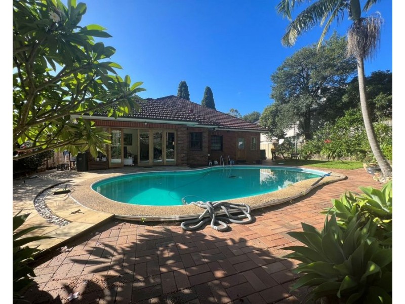 36 Grosvenor Rd, Lindfield NSW 2070