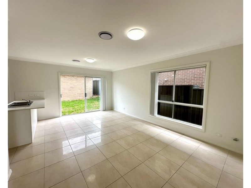 13 Quince Way, Cobbitty NSW 2570