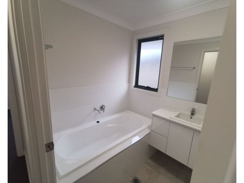3 Witchingham St, Marsden Park NSW 2765