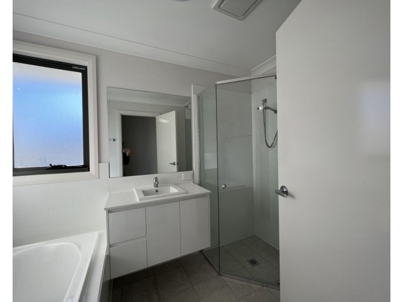 125 Olive Hill Drive, Cobbitty NSW 2570