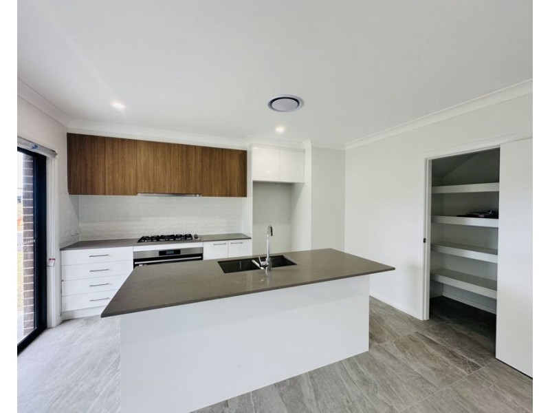 29 Killen Parade, Catherine Field NSW 2557