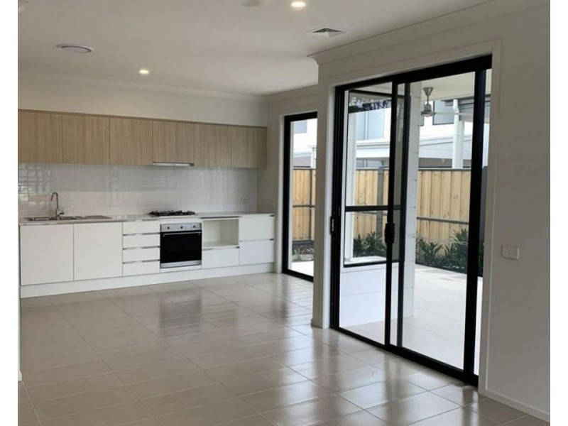 31 Birdie Circuit, Blacktown NSW 2148