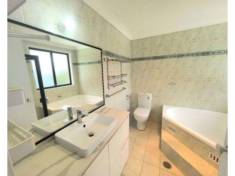 6 Ellerslie Rd, Bexley NSW 2207