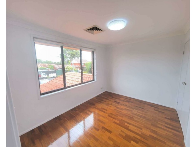 6 Ellerslie Rd, Bexley NSW 2207