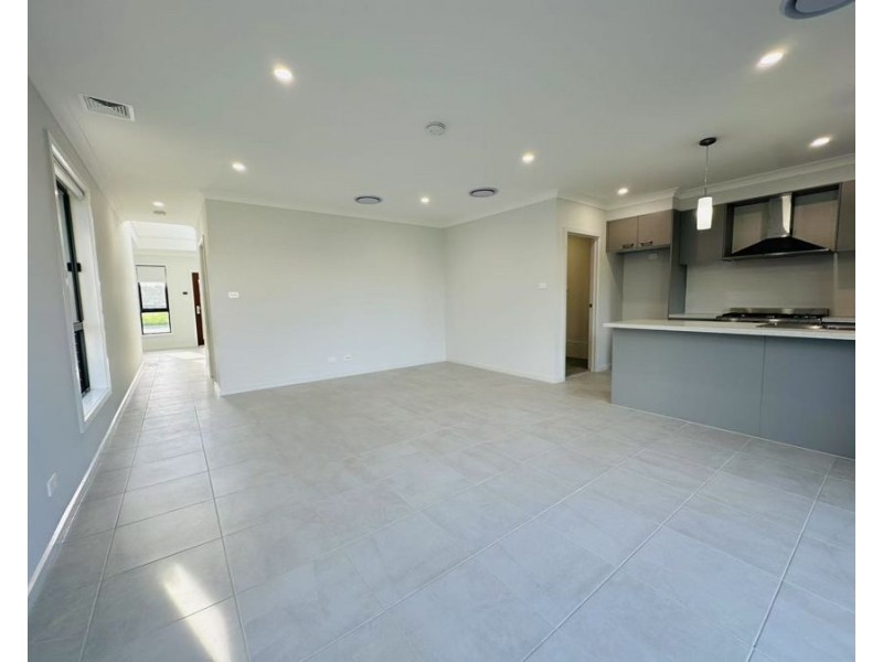 387 Browns Road, Austral NSW 2179