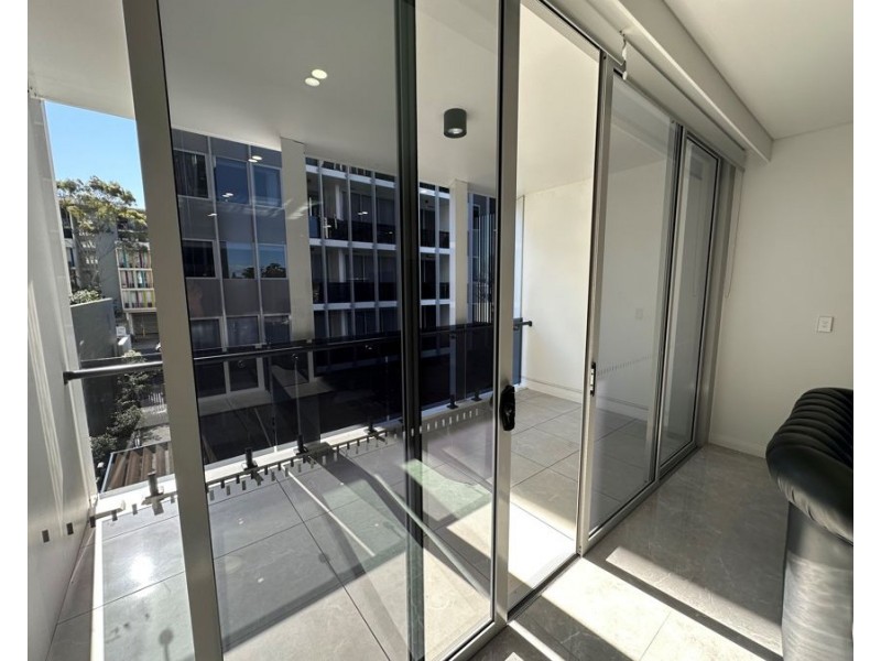 Fully Furnished/551 Gardeners Road, Mascot NSW 2020