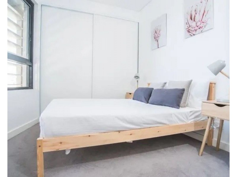 13/21 Bay Drive, Meadowbank NSW 2114