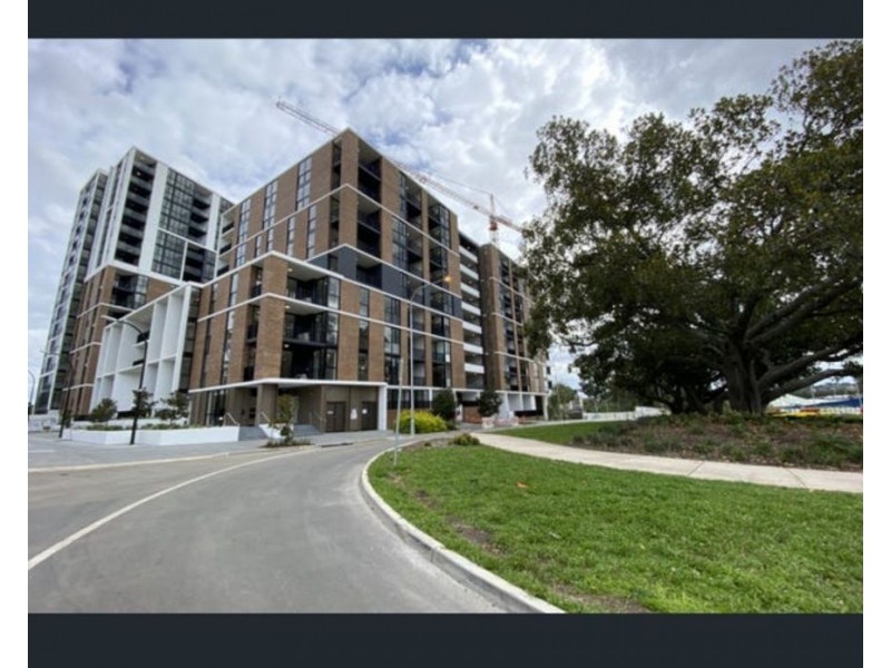 703/7 Maple Tree Rd, Westmead NSW 2145