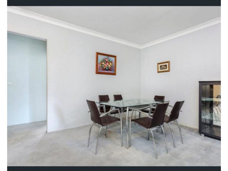 Fully furnished 1/26-28 High Street, Granville NSW 2142