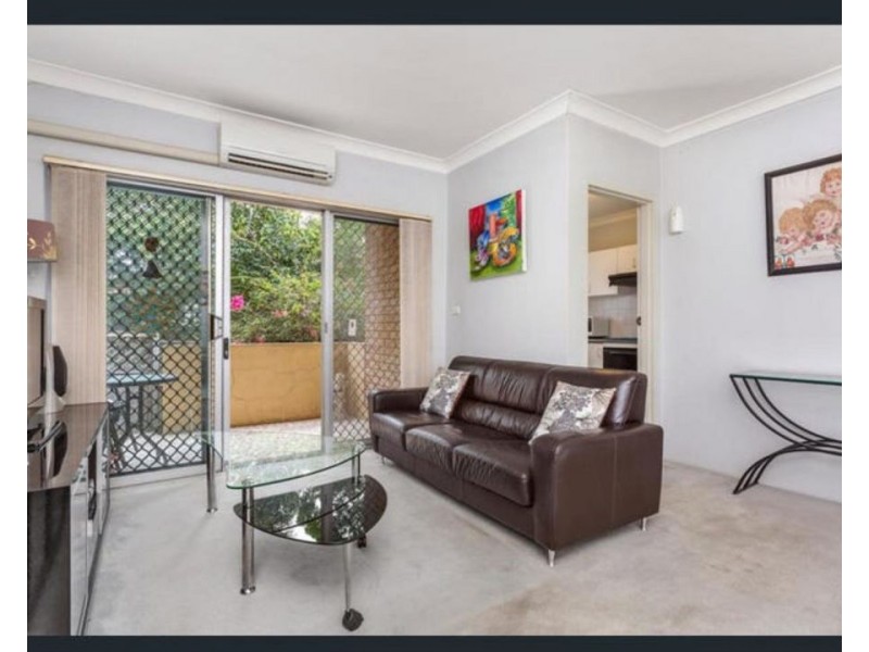 Fully furnished 1/26-28 High Street, Granville NSW 2142