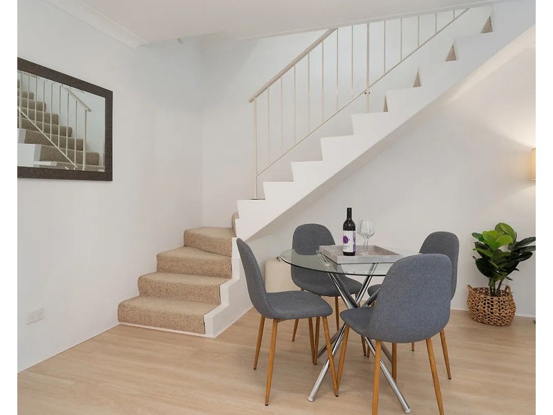 11/17-19 Busaco Road, Marsfield NSW 2122