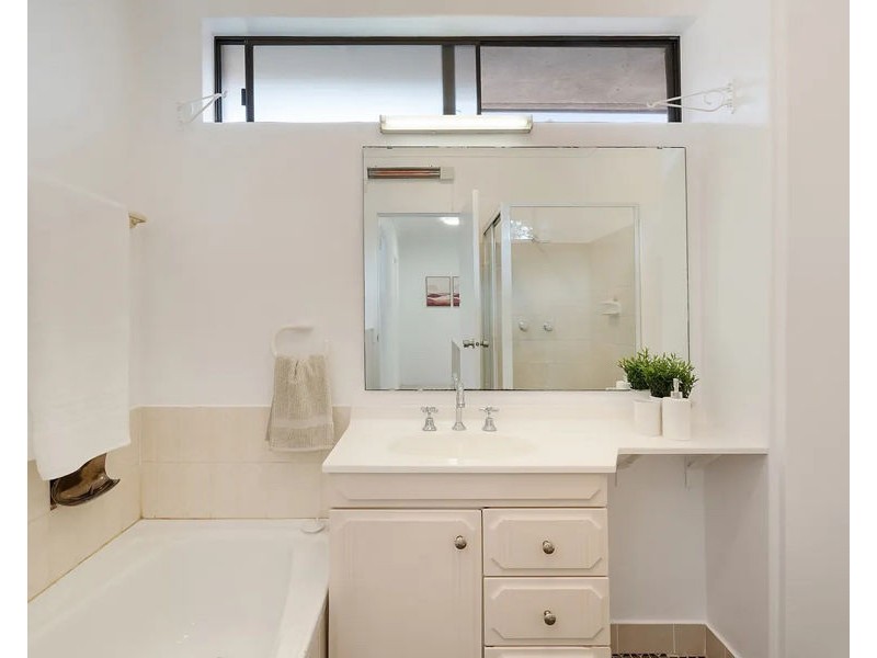 11/17-19 Busaco Road, Marsfield NSW 2122