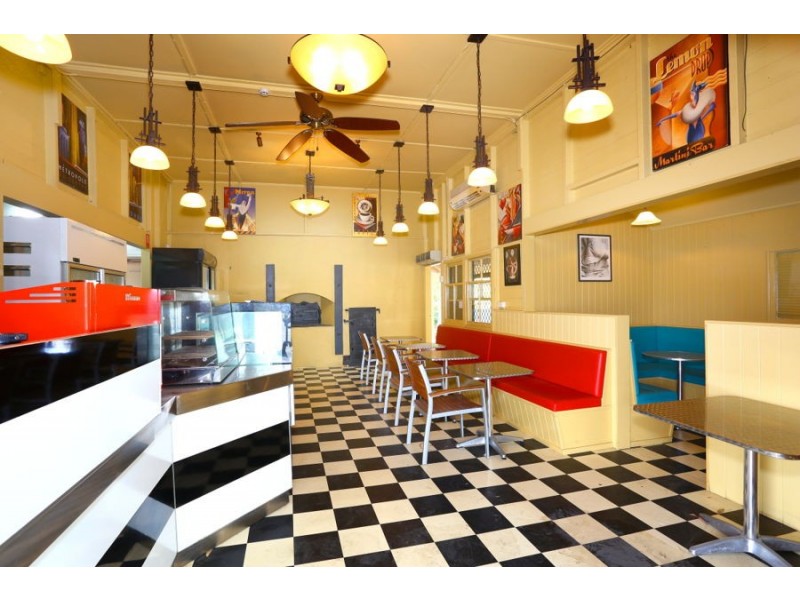 382 Tamborine Oxenford Road, Upper Coomera QLD 4209