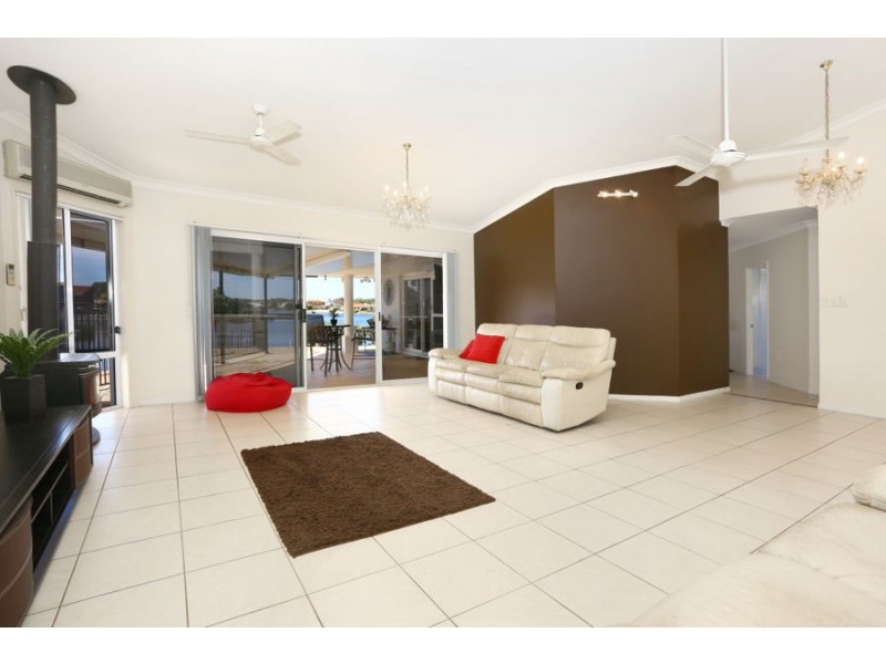 140 Monterey Keys Drive, Helensvale QLD 4212