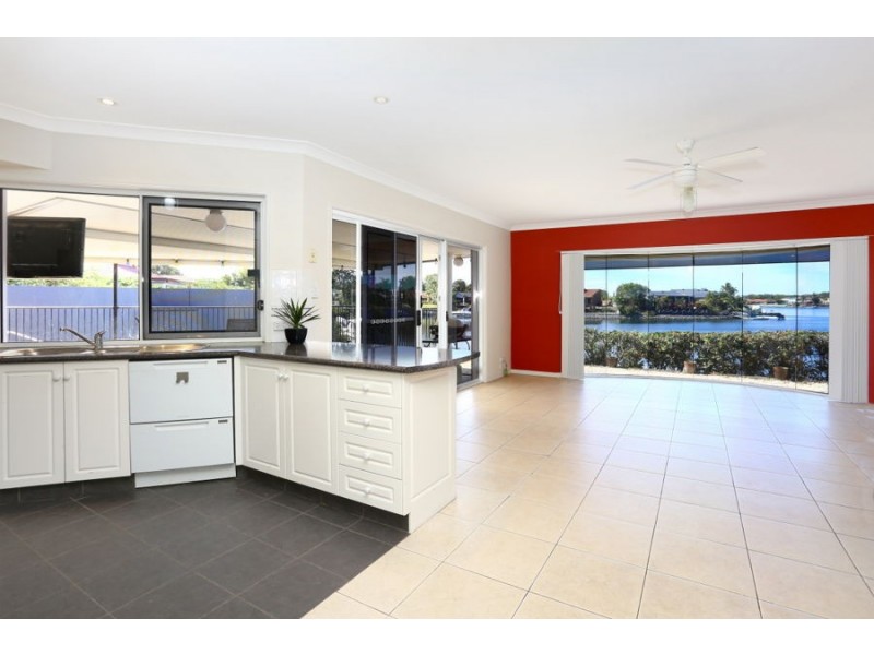 140 Monterey Keys Drive, Helensvale QLD 4212
