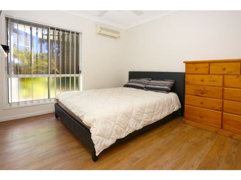 140 Monterey Keys Drive, Helensvale QLD 4212