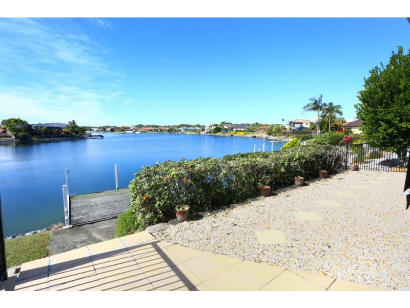 140 Monterey Keys Drive, Helensvale QLD 4212