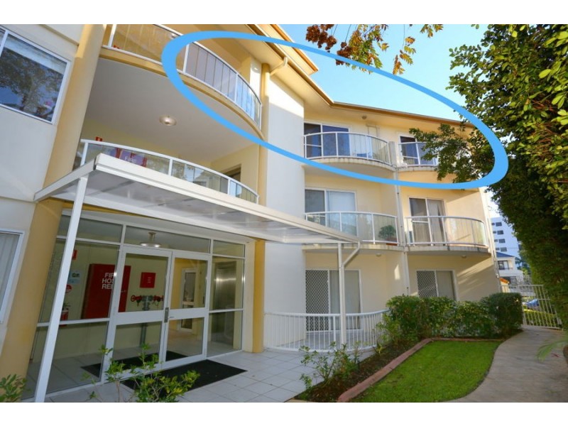 5/4 St Kilda Avenue, Broadbeach QLD 4218