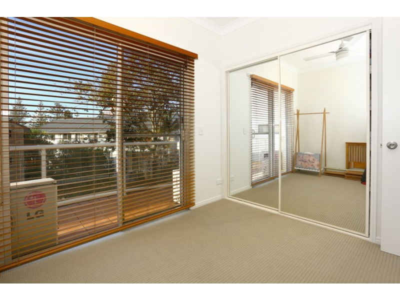 5/4 St Kilda Avenue, Broadbeach QLD 4218