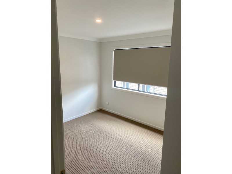 2/10 Weston Court, Bellbird Park QLD 4300