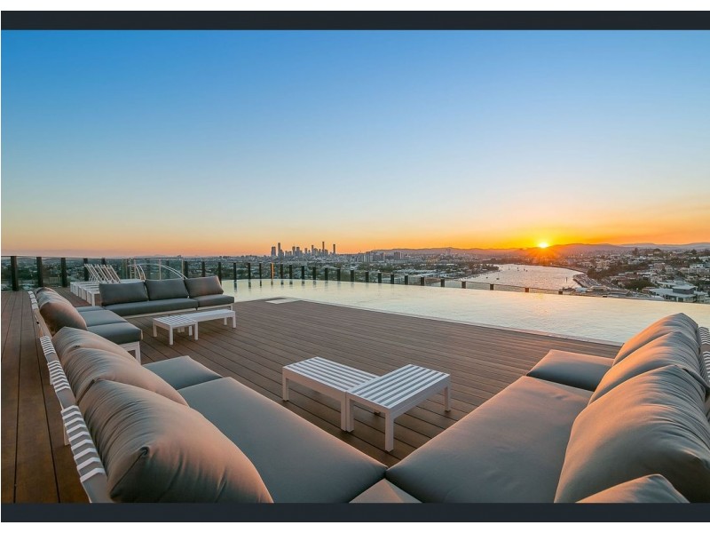 10505/7 Wharf Street, Hamilton QLD 4007